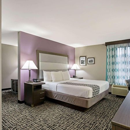 La Quinta Inn By Wyndham Radford Zewnętrze zdjęcie