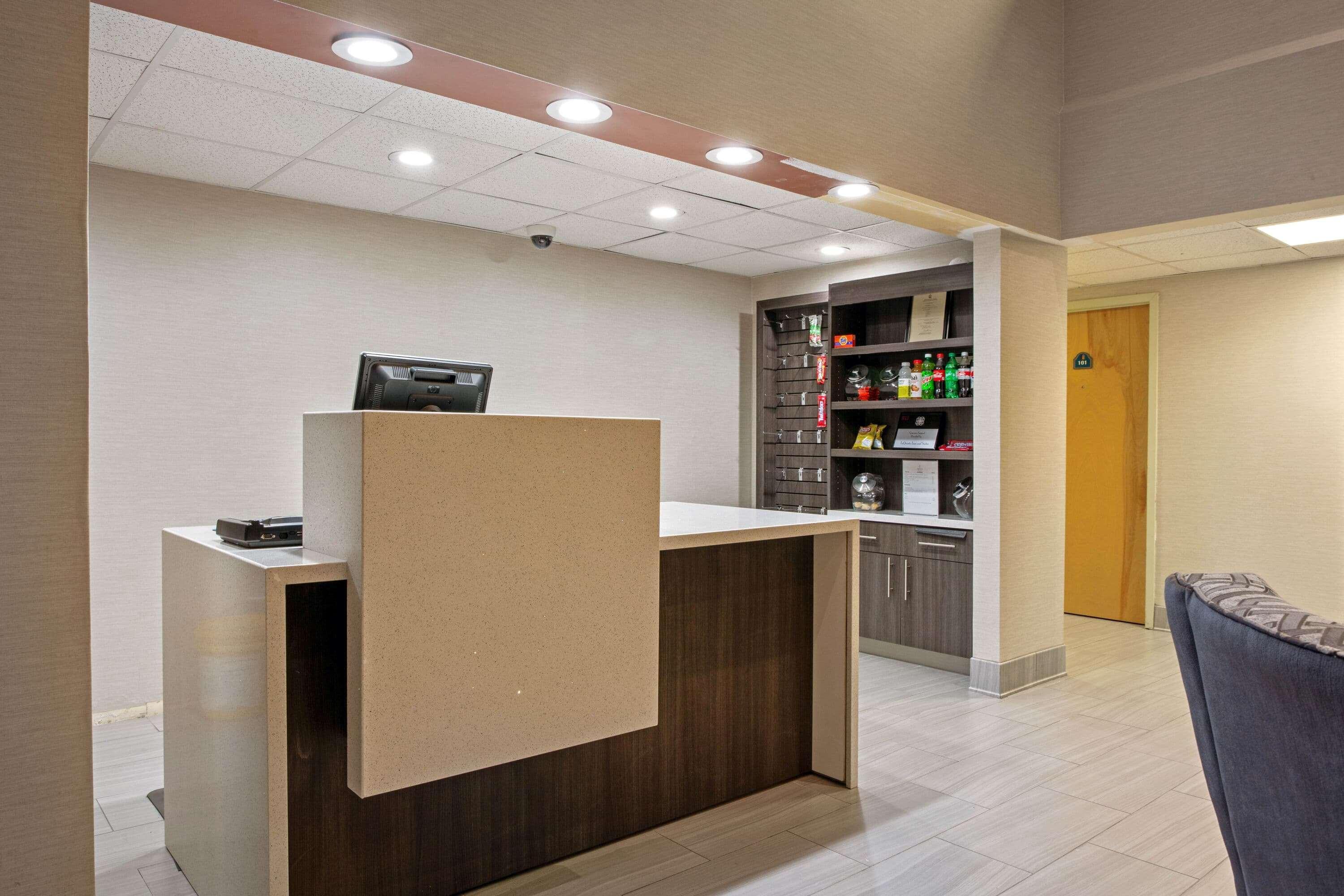 La Quinta Inn By Wyndham Radford Zewnętrze zdjęcie